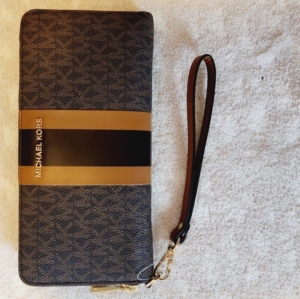 Jet Set Travel Continental Wallet